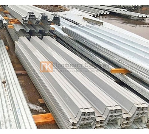 Профнастил Н135-930 RAL3020 Полиэстер-0.7
